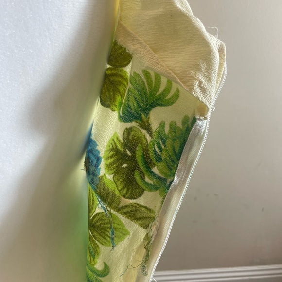 UI- MAIKAI Beautiful 1960’s Hawaiian Dress - Picture 11 of 16